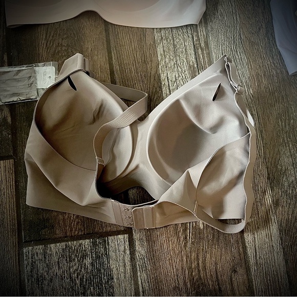 Lot of 11 bras 5 new 6 worn one time Horisun M - Picture 4 of 8